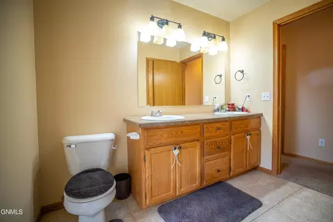 4729 Pintail Loop SE, Mandan, ND 58554 photo 20