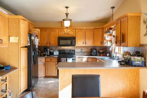 4729 Pintail Loop SE, Mandan, ND 58554 photo 12