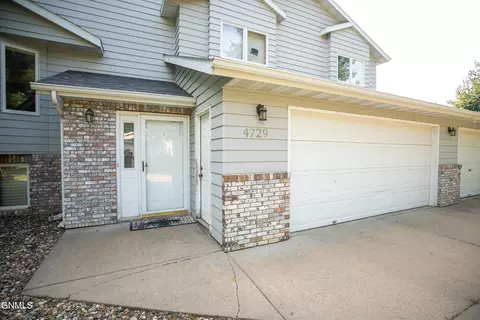 4729 Pintail Loop SE, Mandan, ND 58554 photo 4