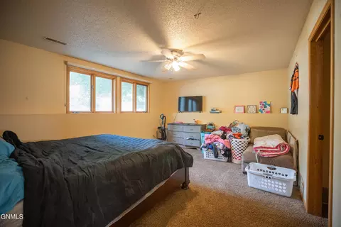 4729 Pintail Loop SE, Mandan, ND 58554 photo 34