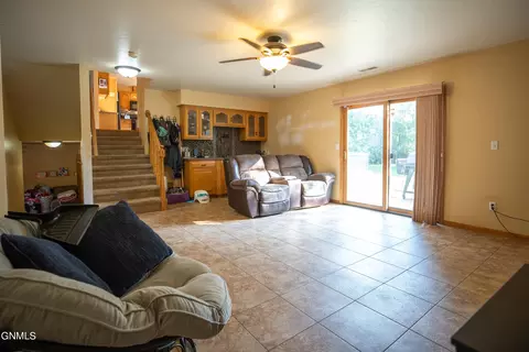4729 Pintail Loop SE, Mandan, ND 58554 photo 30