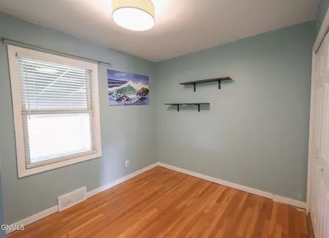 Bedroom - 1502 Main St, Williston, ND 58801 photo 3 of 3
