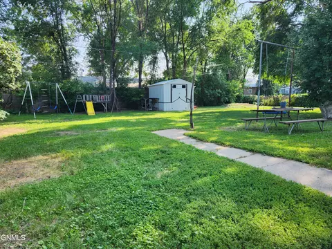 1515 Bowen Ave, Bismarck, ND 58504 photo 32
