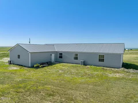 14731 Lambert St, Williston, ND 58801 photo 31