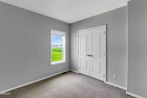 Bedroom - 616 40th St E, Williston, ND 58801 photo 2 of 4