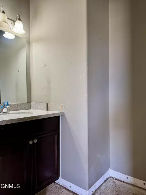 13694 Kristina St, Williston, ND 58801 photo 9