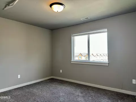 13694 Kristina St, Williston, ND 58801 photo 13