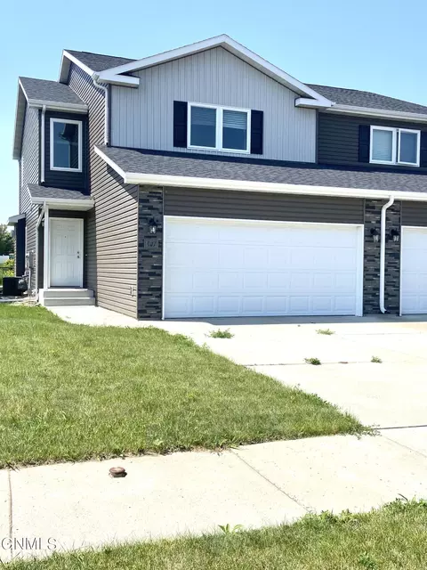 507 Lapaz Ave, Bismarck, ND 58503
