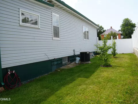 514 2nd Ave E, Williston, ND 58801 photo 14