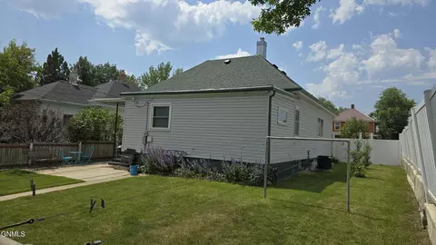 514 2nd Ave E, Williston, ND 58801 photo 9