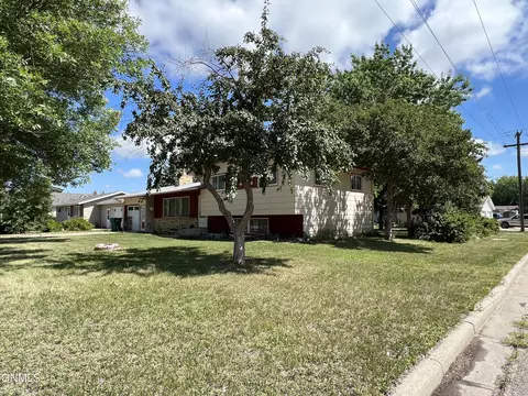 332 5th St NE, Garrison, ND 58540 photo 23