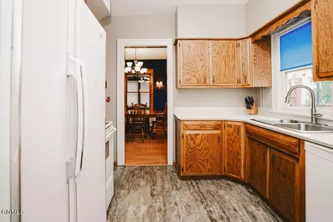 Kitchen - 411 5th Ave W, Edgeley, ND 58433 photo 2 of 7