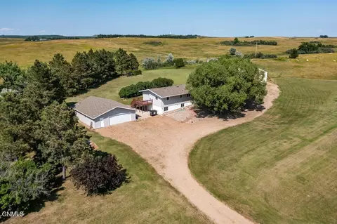 3205 Co Rd 139, Mandan, ND 58554