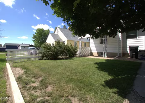 1006 8th Ave W, Williston, ND 58801 photo 33