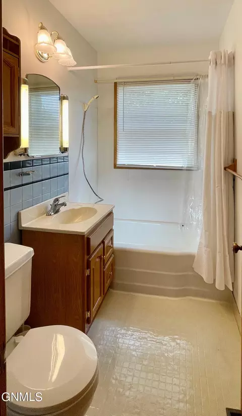 1006 8th Ave W, Williston, ND 58801 photo 18