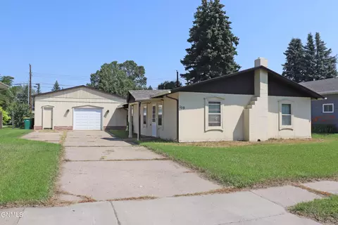110 Cherokee Ave, Bismarck, ND 58501
