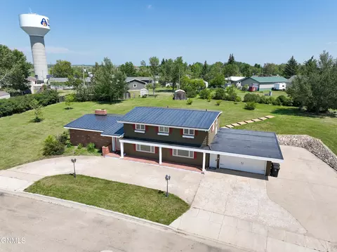 234 Linda St, Tioga, ND 58852