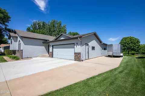 Other - 3147 Devon Dr, Bismarck, ND 58504 photo 19 of 31