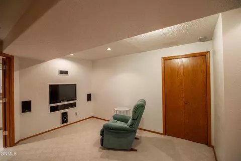 Other - 3147 Devon Dr, Bismarck, ND 58504 photo 12 of 31