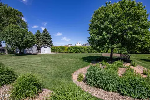 Exterior - 3147 Devon Dr, Bismarck, ND 58504 photo 14 of 19