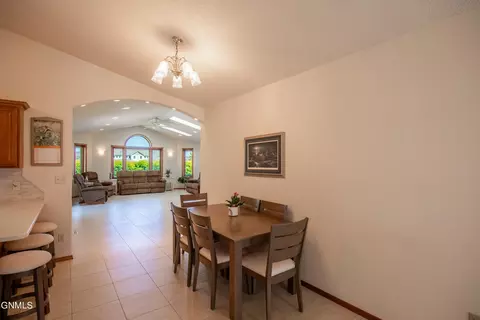 Dining - 3147 Devon Dr, Bismarck, ND 58504 photo 2 of 2