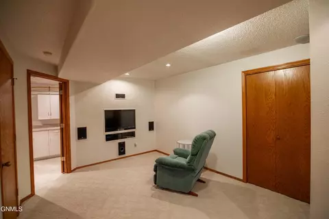 Other - 3147 Devon Dr, Bismarck, ND 58504 photo 13 of 31