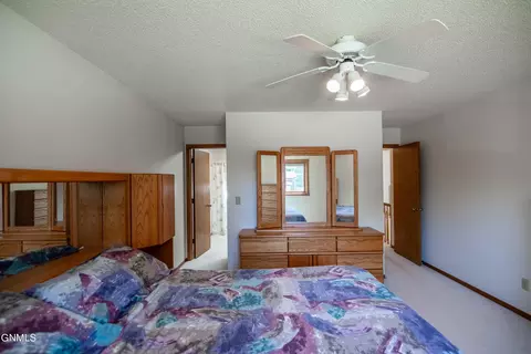 Bedroom - 3147 Devon Dr, Bismarck, ND 58504 photo 2 of 8