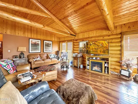 Living - 5771 137th Ave NW, Williston, ND 58801 photo 1 of 7