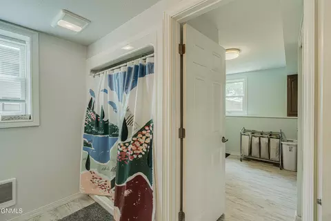 1716 Omaha Dr E, Bismarck, ND 58504 photo 60
