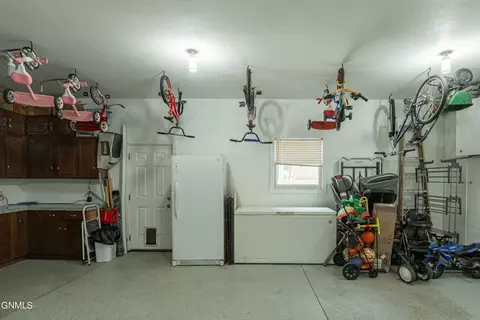 1716 Omaha Dr E, Bismarck, ND 58504 photo 70