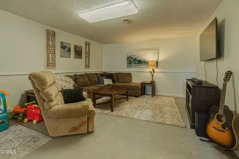 551 Marilyn Dr, Mandan, ND 58554 photo 36