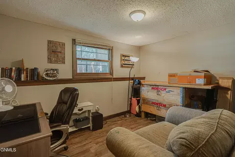 551 Marilyn Dr, Mandan, ND 58554 photo 28