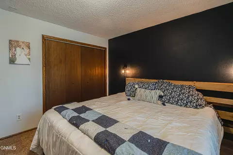 551 Marilyn Dr, Mandan, ND 58554 photo 10