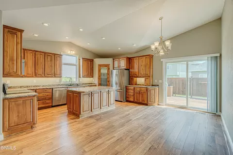 Kitchen - 928 Baffin Loop, Bismarck, ND 58503 photo 1 of 6