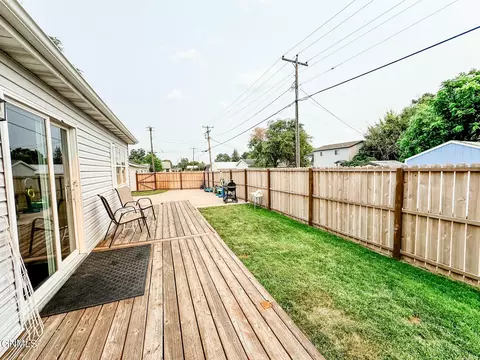 416 8th Ave W, Williston, ND 58801 photo 30
