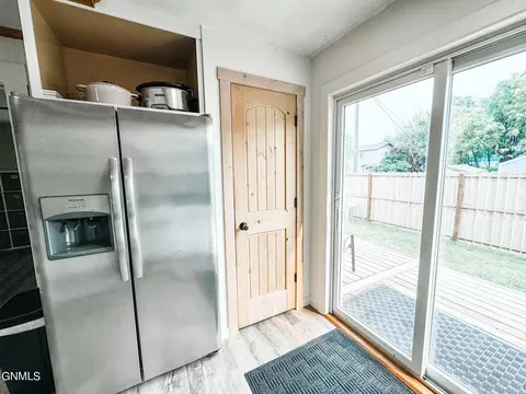 416 8th Ave W, Williston, ND 58801 photo 13