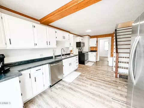416 8th Ave W, Williston, ND 58801 photo 11