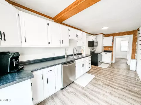 416 8th Ave W, Williston, ND 58801 photo 12