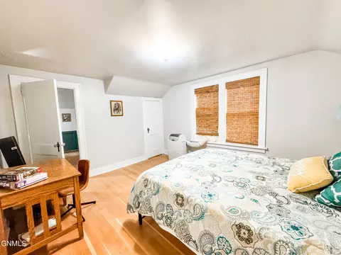 Bedroom - 610 3rd Ave E, Williston, ND 58801 photo 8 of 9