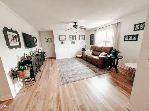 71 69th St E, Williston, ND 58801 photo 39