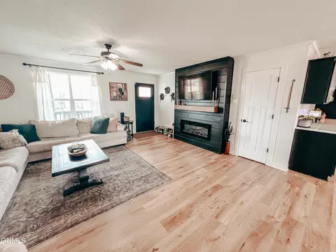 71 69th St E, Williston, ND 58801 photo 27
