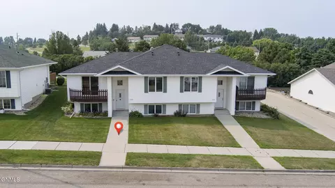 2507 Hoover Ave, Bismarck, ND 58501