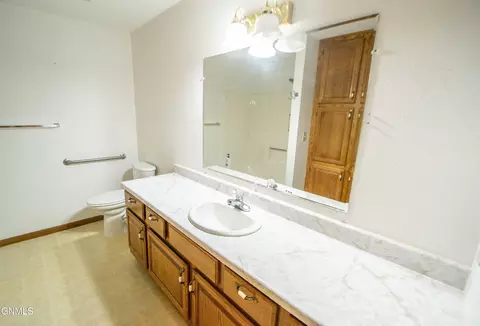 431 E Brandon Dr, Bismarck, ND 58503 photo 28