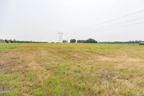 11713 Apple View Ln, Menoken, ND 58558
