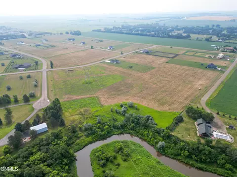 602 Apple Ridge Rd, Menoken, ND 58558 photo 6