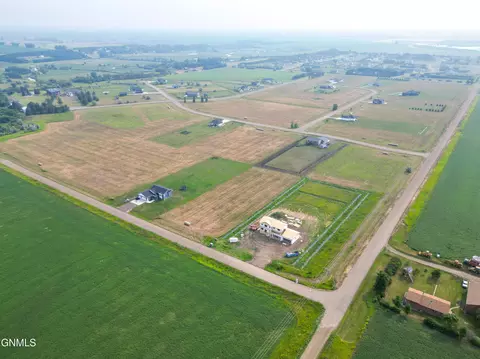 602 Apple Ridge Rd, Menoken, ND 58558 photo 14