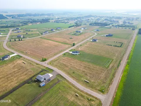 602 Apple Ridge Rd, Menoken, ND 58558 photo 8