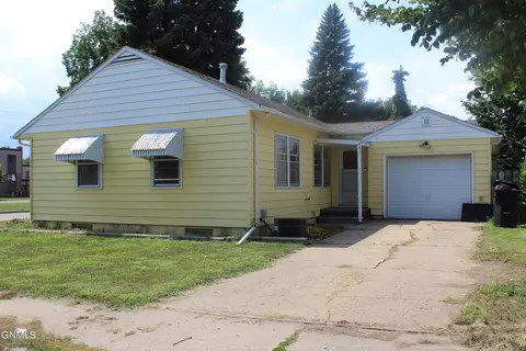1100 Summit Blvd, Bismarck, ND 58504 photo 1