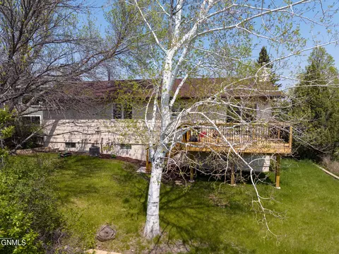 3249 Crocus Ave, Bismarck, ND 58501 photo 40