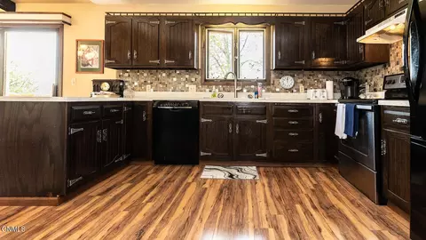 3249 Crocus Ave, Bismarck, ND 58501 photo 12